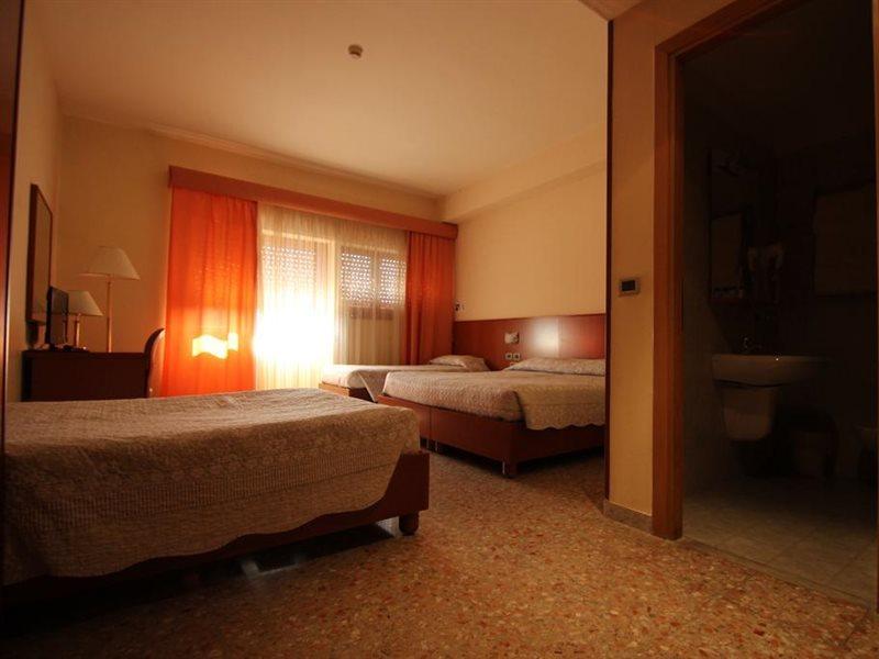 Hotel Oasi Dei Discepoli Orvieto Kültér fotó