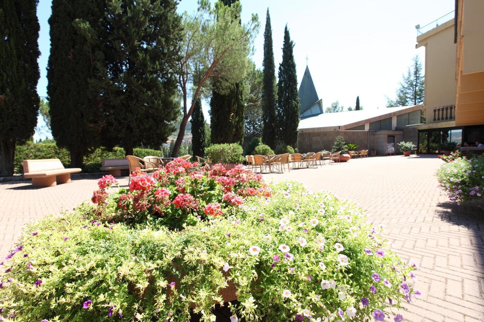 Hotel Oasi Dei Discepoli Orvieto Kültér fotó
